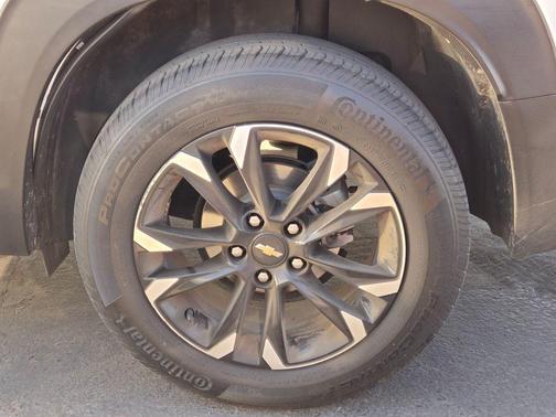 Summit White 2023 Chevrolet Trailblazer LT