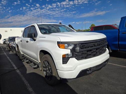 2024 Chevrolet Silverado 1500 Custom