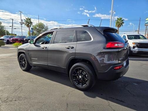 2018 Jeep Cherokee Latitude Plus
