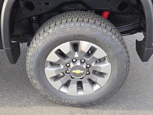 2026 Chevrolet Silverado 2500 Custom