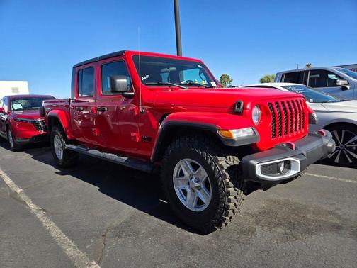 Red Clearcoat 2022 Jeep Gladiator Sport