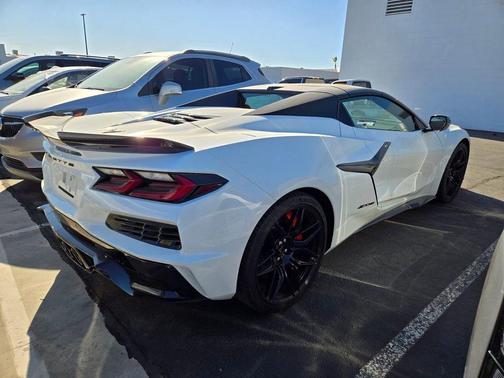 Arctic White 2023 Chevrolet Corvette Z06