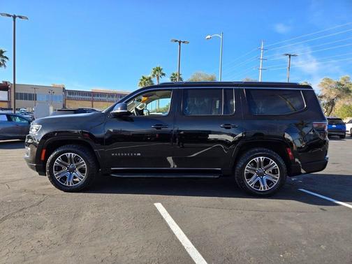 Diamond Black 2023 Jeep Wagoneer Series II
