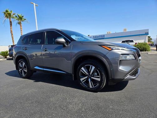 Gun Metallic 2023 Nissan Rogue SL