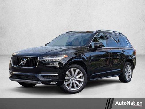 Onyx Black Metallic 2017 Volvo XC90 T6 Momentum