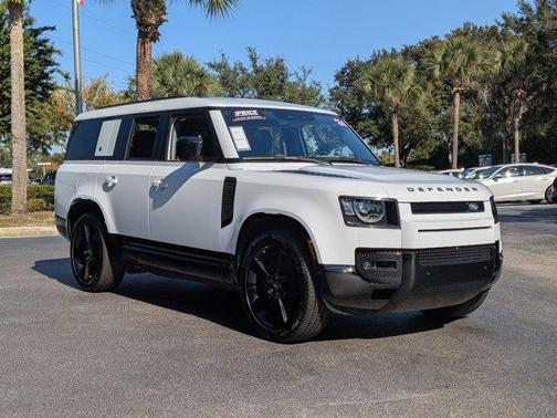 2024 Land Rover Defender 130 P400 X-Dynamic SE