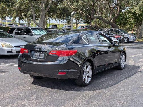 2014 Acura ILX 2.0L w/Premium Package