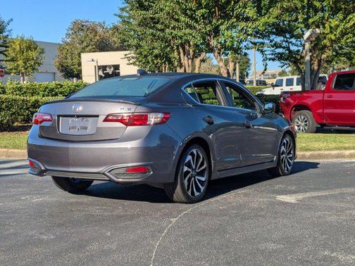 2017 Acura ILX Premium & A-SPEC Packages