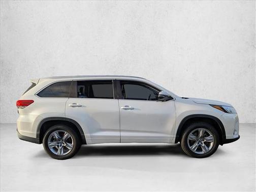 Blizzard Pearl 2019 Toyota Highlander Limited
