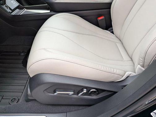 Majestic Black Pearl 2026 Acura RDX Base