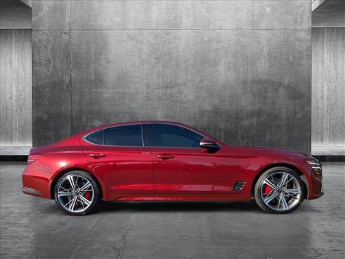 2024 Genesis G70 2.5T RWD