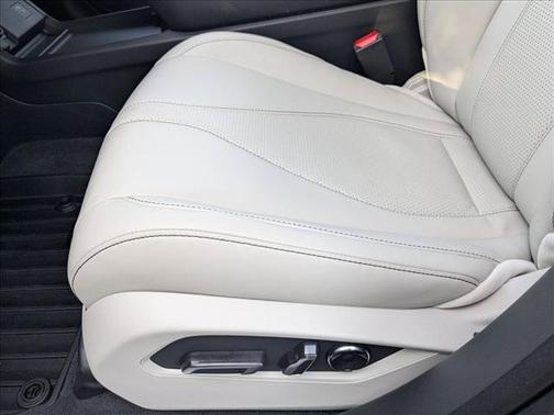 Majestic Black Pearl 2025 Acura RDX Technology Package