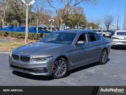 2018 BMW 530 530i
