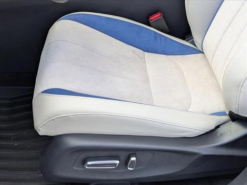 Platinum White Pearl 2026 Acura ADX A-Spec