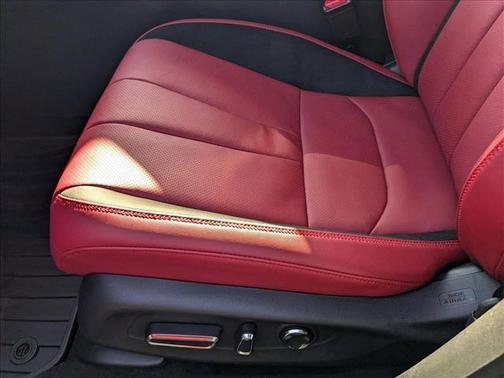 2025 Acura ADX w/A-Spec Advance Package