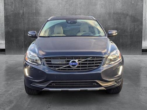 2015 Volvo XC60 T6 Platinum