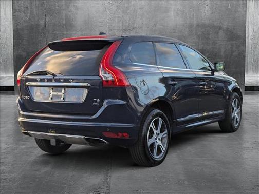 2015 Volvo XC60 T6 Platinum