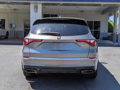 2024 Acura MDX Standard