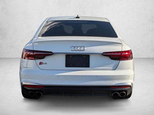 Ibis White 2022 Audi S4 Premium TFSI quattro Tiptronic
