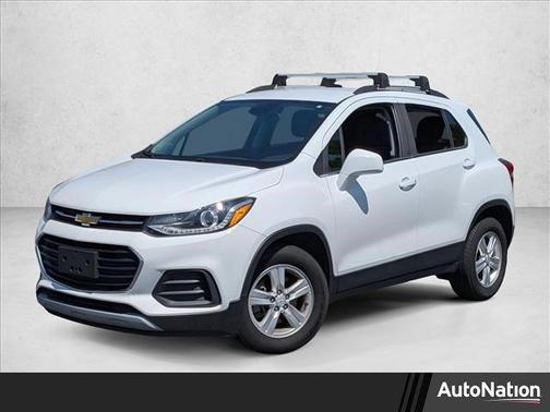 Summit White 2020 Chevrolet Trax LT