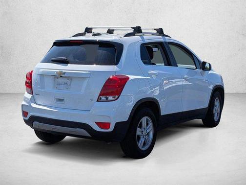 Summit White 2020 Chevrolet Trax LT