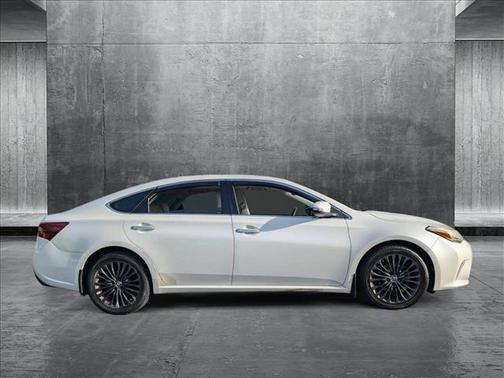 2016 Toyota Avalon Touring