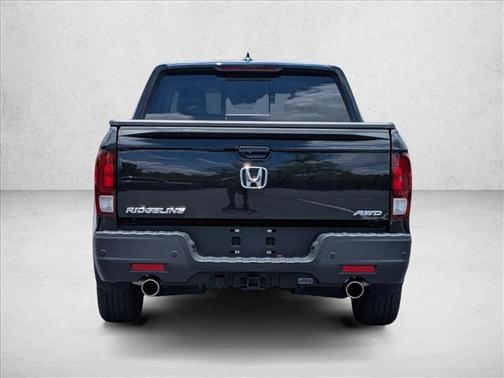 Crystal Black Pearl 2023 Honda Ridgeline RTL-E
