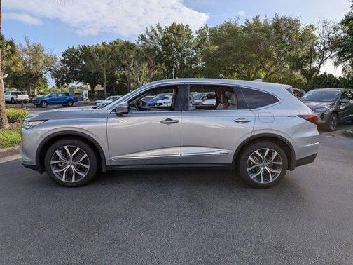 Lunar Silver Metallic 2023 Acura MDX Technology Package