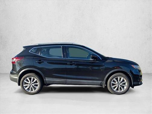 2020 Nissan Rogue Sport SV