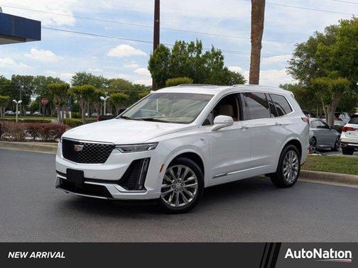 Crystal White Tric 2023 Cadillac XT6 Premium Luxury AWD