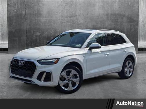 2022 Audi Q5 45 S line Prestige