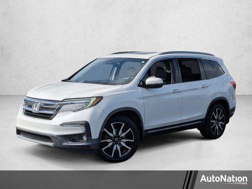 White Diamond Pearl 2019 Honda Pilot Touring 8-Passenger