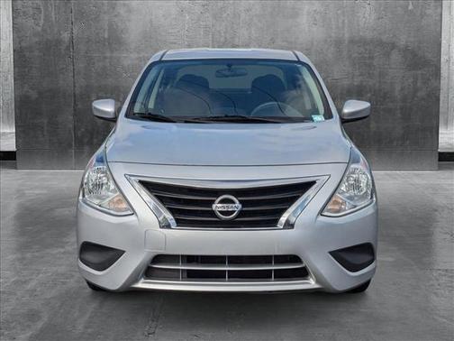 2017 Nissan Versa 1.6 S+