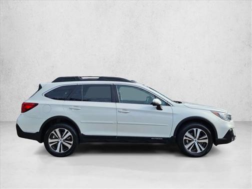 Crystal White Pearl 2019 Subaru Outback 3.6R Limited