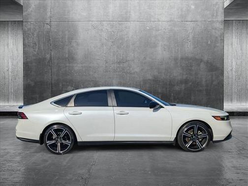 2023 Honda Accord Hybrid Base