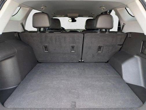 Summit White 2022 GMC Terrain SLT