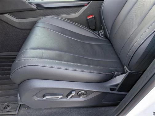 Platinum White Pearl 2026 Acura MDX Technology Package