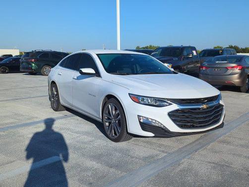 2023 Chevrolet Malibu FWD 2LT