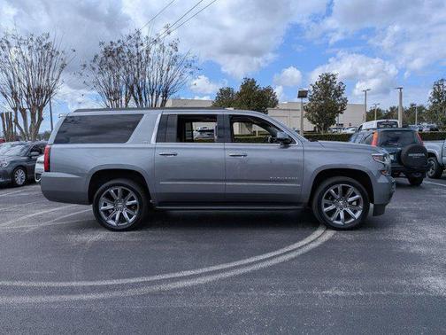 2019 Chevrolet Suburban LT