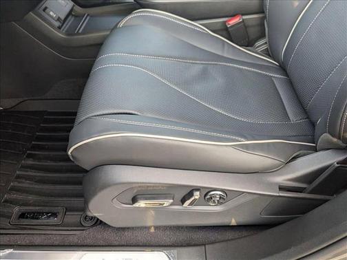 2025 Acura RDX Advance Package