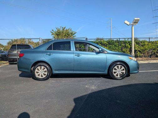 2009 Toyota Corolla LE