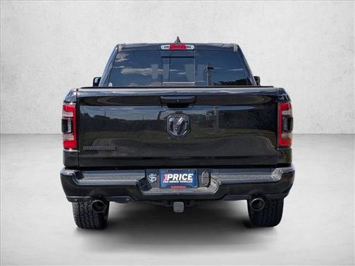 Diamond Black Crystal Pearlcoat 2019 RAM 1500 Big Horn