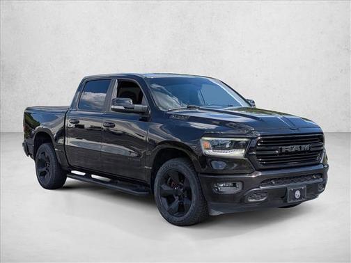 Diamond Black Crystal Pearlcoat 2019 RAM 1500 Big Horn
