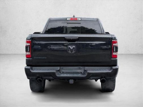 Diamond Black Crystal Pearlcoat 2019 RAM 1500 Big Horn