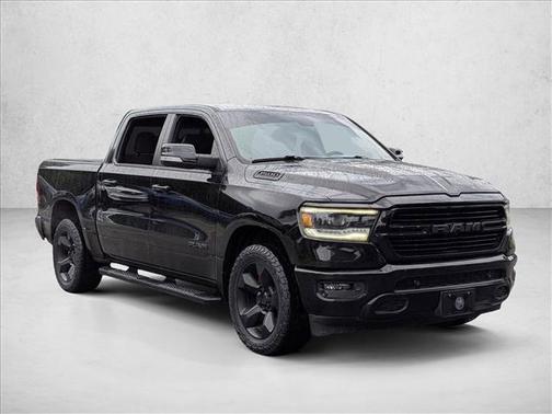 Diamond Black Crystal Pearlcoat 2019 RAM 1500 Big Horn