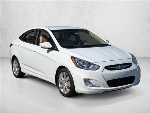 2012 Hyundai Accent GLS