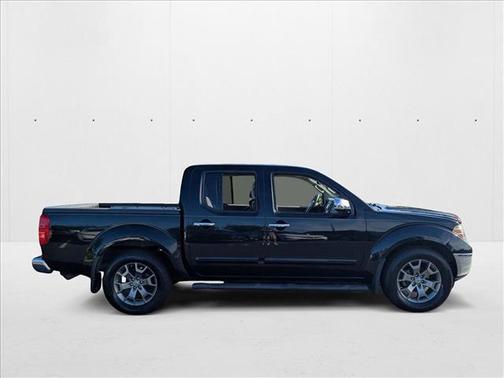 2017 Nissan Frontier SL
