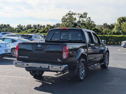 2017 Nissan Frontier SL