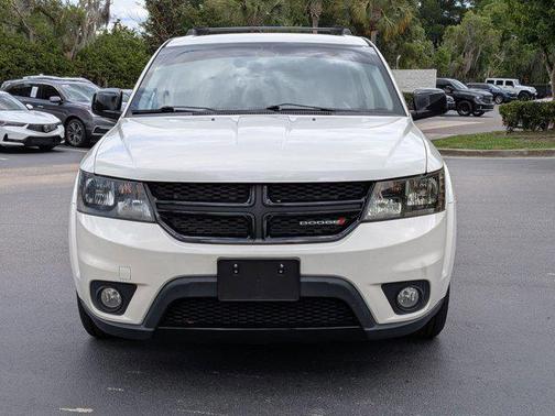 Vice White 2019 Dodge Journey SE
