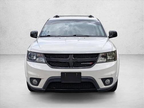 Vice White 2019 Dodge Journey SE